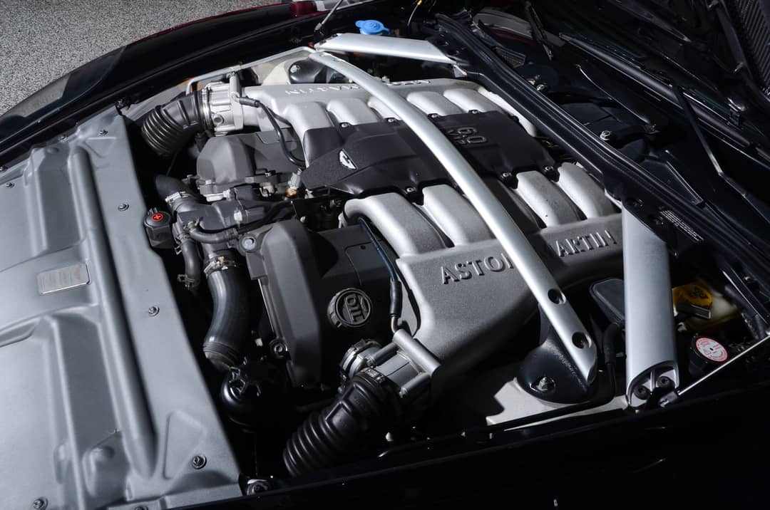 2005 Aston Martin DB9 — photo 15