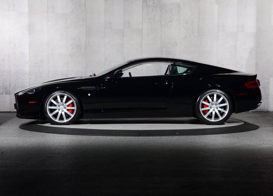2005 Aston Martin DB9 — photo 19