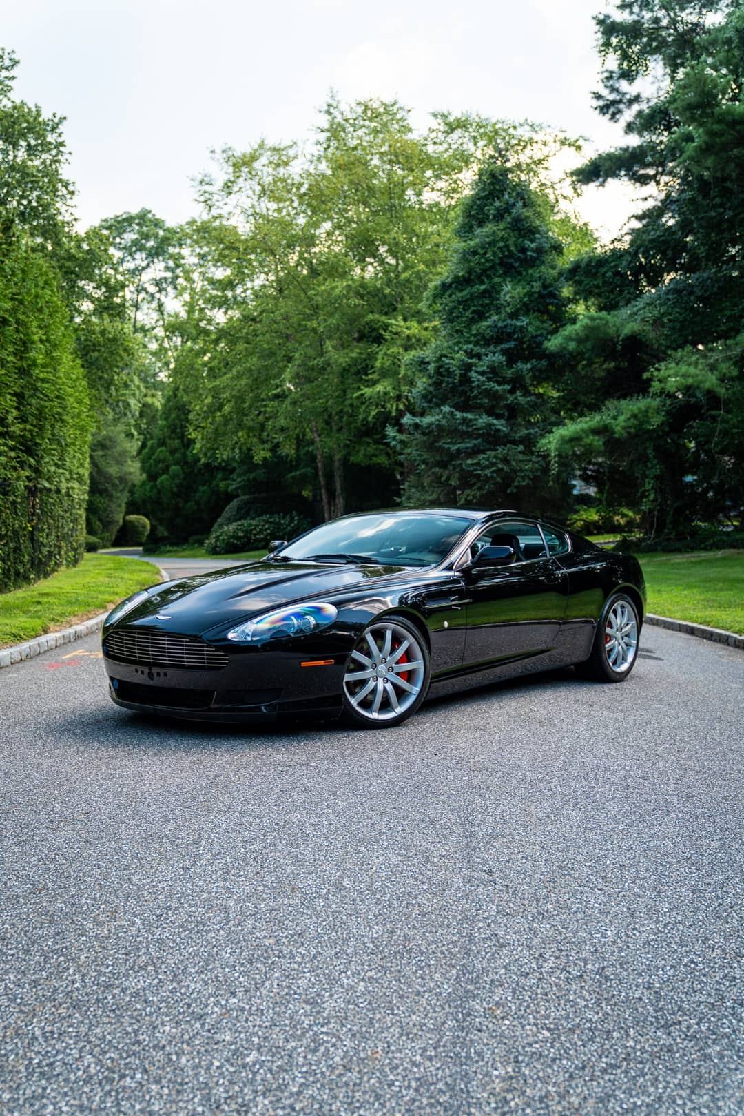 2005 Aston Martin DB9 — photo 3