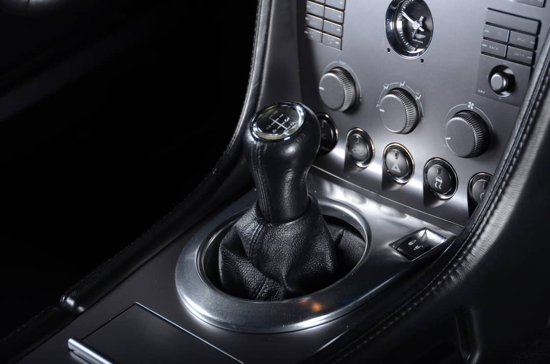 2005 Aston Martin DB9 — photo 33