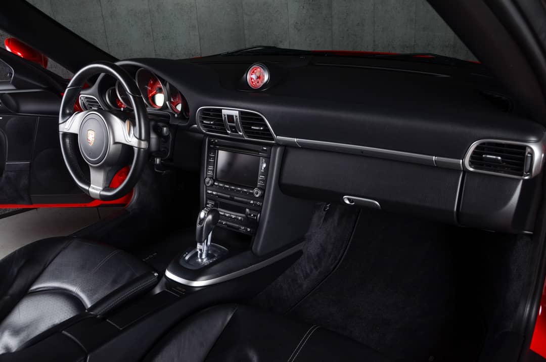 2010 Porsche 911 Carrera S — photo 32