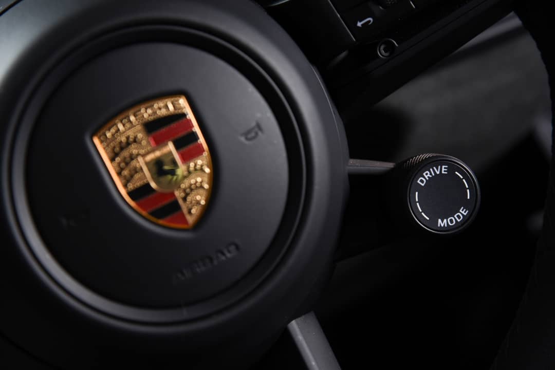 2024 Porsche 911 Carrera GTS — photo 23