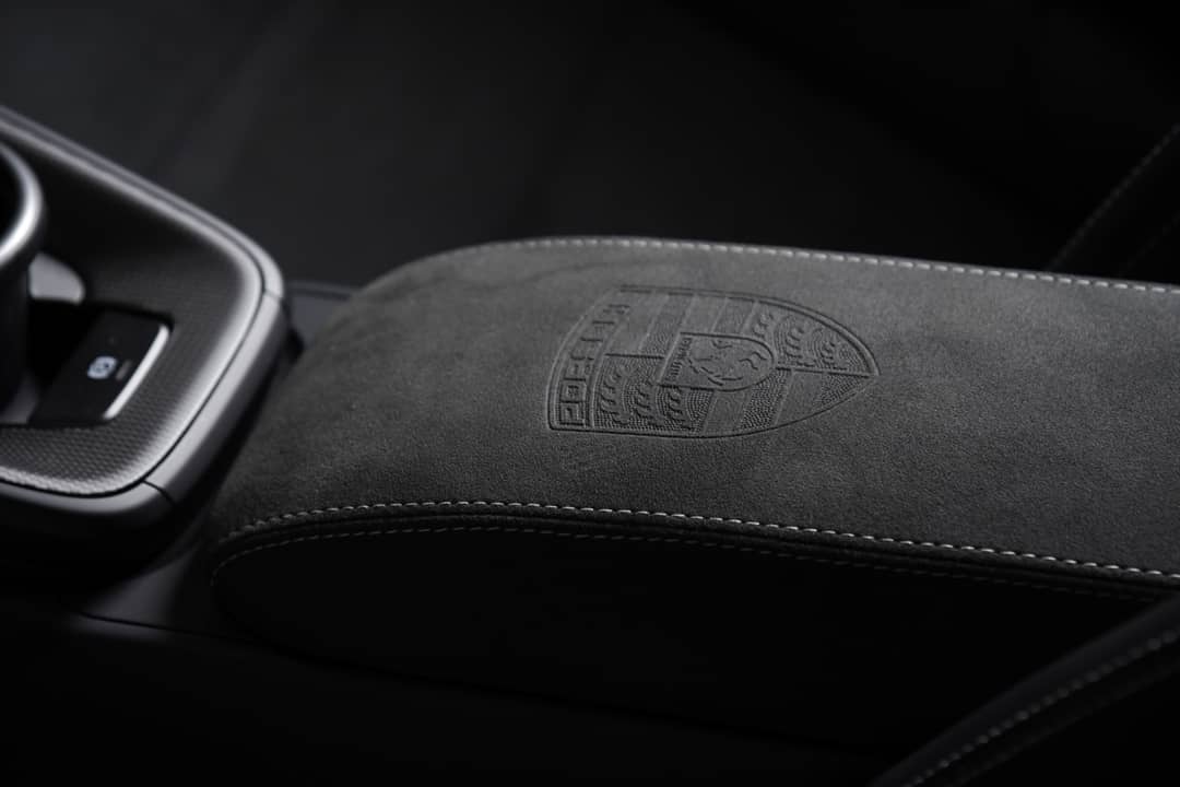 2024 Porsche 911 Carrera GTS — photo 26