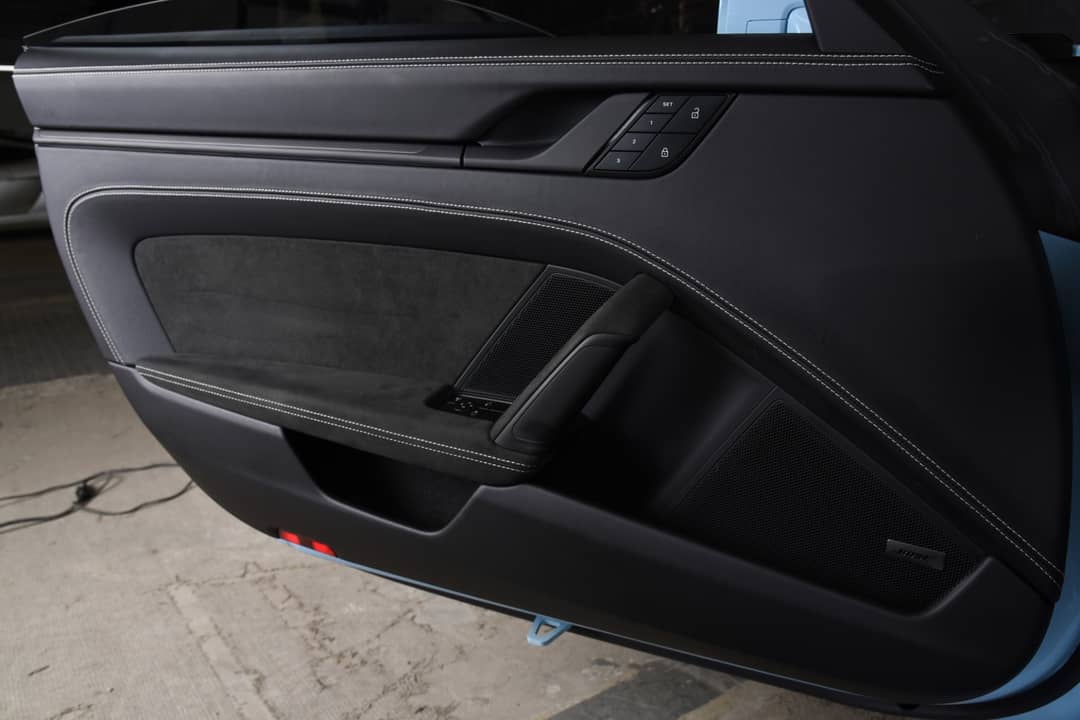 2024 Porsche 911 Carrera GTS — photo 28