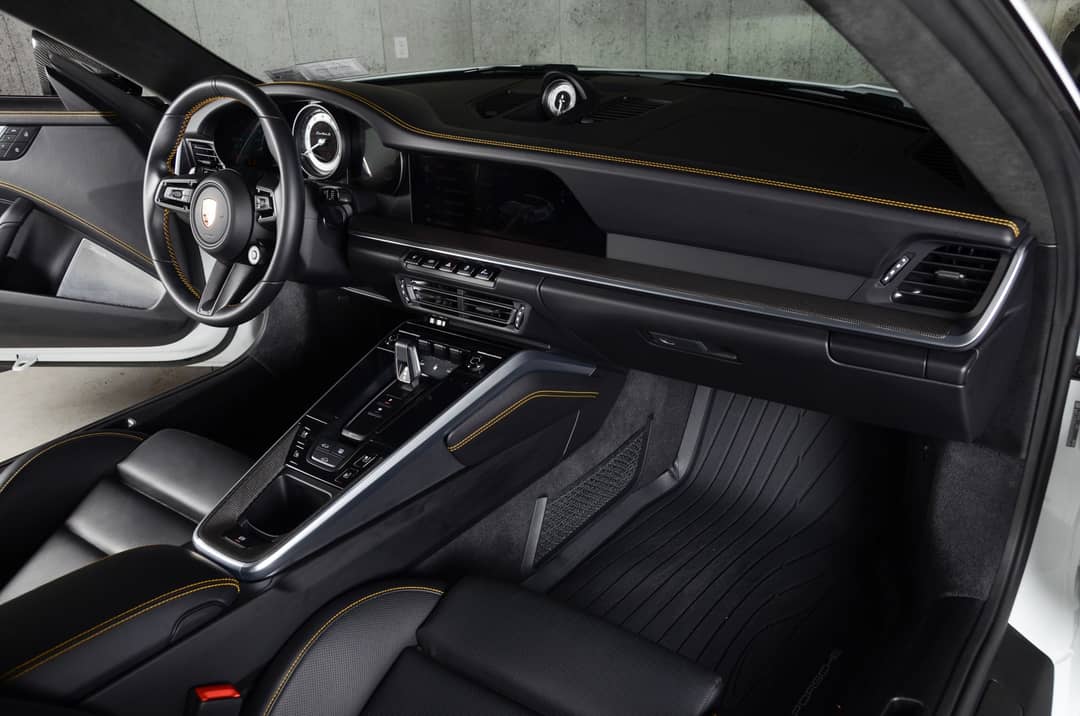 2023 Porsche 911 Turbo S — photo 32