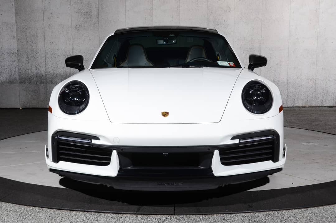 2023 Porsche 911 Turbo S — photo 9