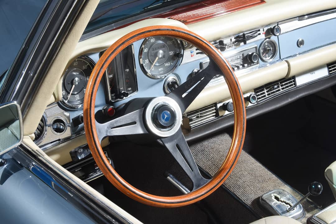 1970 Mercedes-Benz 280 SL — photo 16