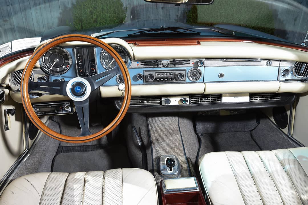 1970 Mercedes-Benz 280 SL — photo 21