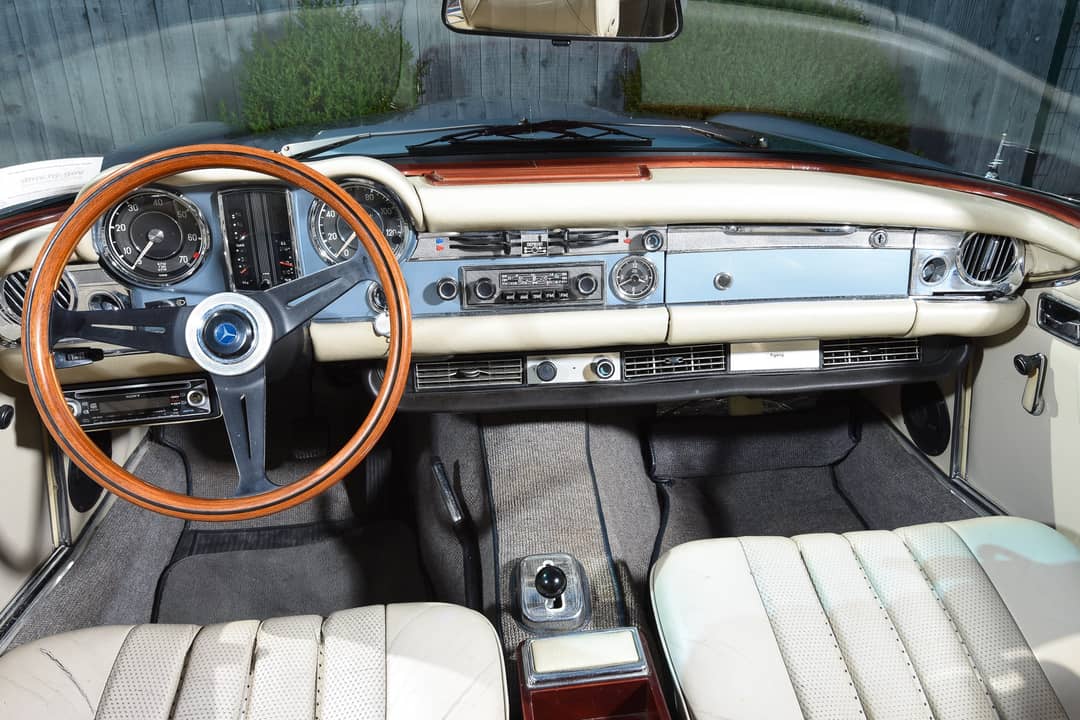 1970 Mercedes-Benz 280 SL — photo 4