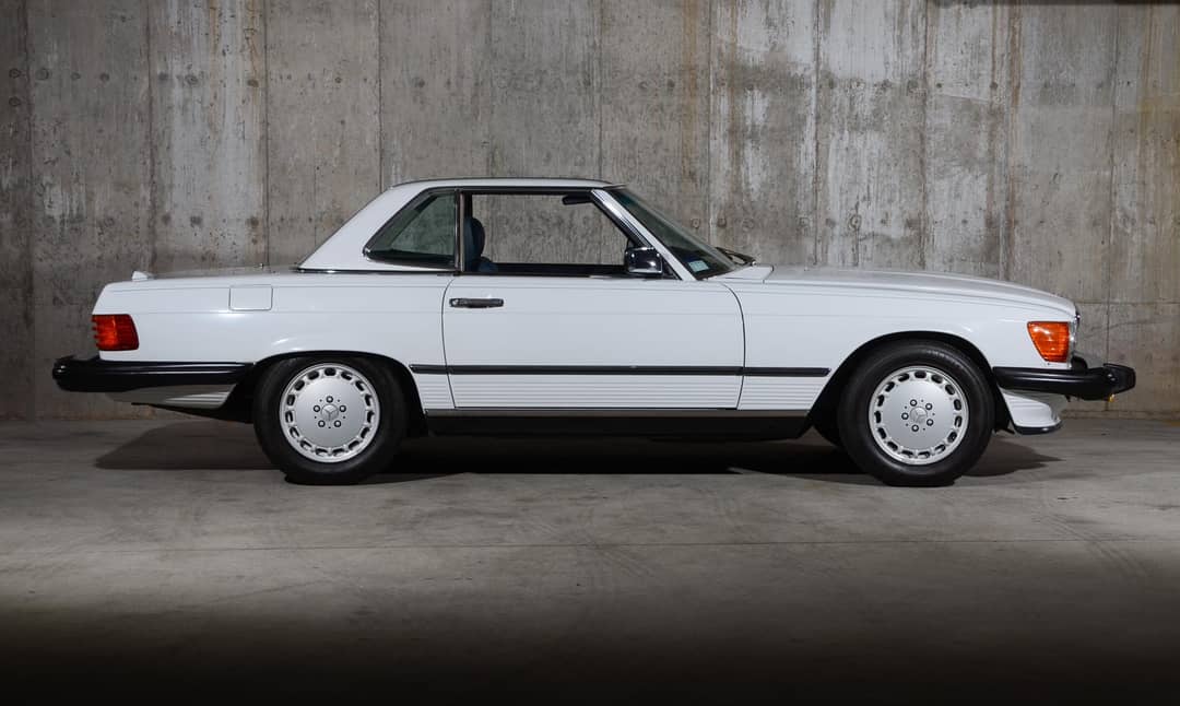 1989 Mercedes-Benz 560-Class 560 SL — photo 2