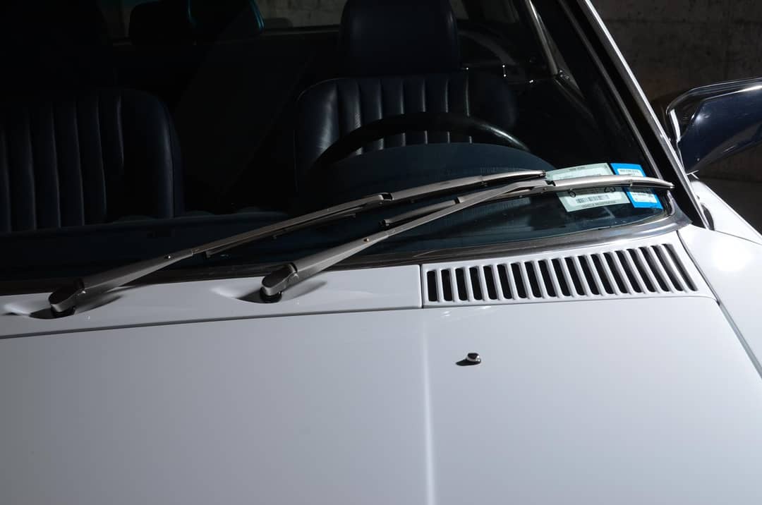 1989 Mercedes-Benz 560-Class 560 SL — photo 14