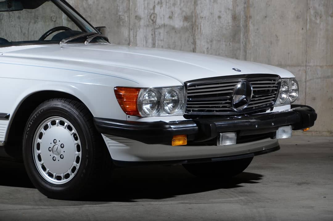 1989 Mercedes-Benz 560-Class 560 SL — photo 19