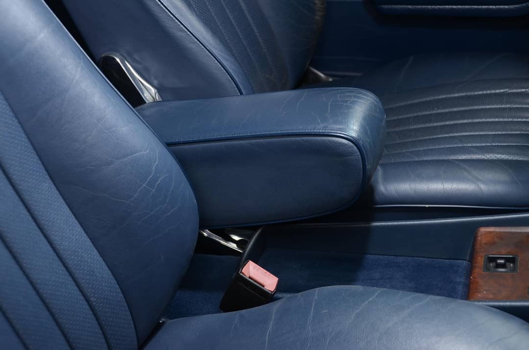 1989 Mercedes-Benz 560-Class 560 SL — photo 25