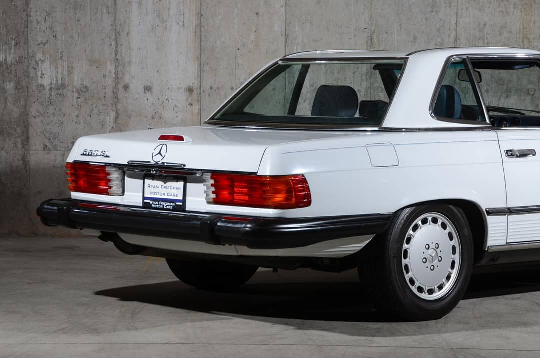 1989 Mercedes-Benz 560-Class 560 SL — photo 4