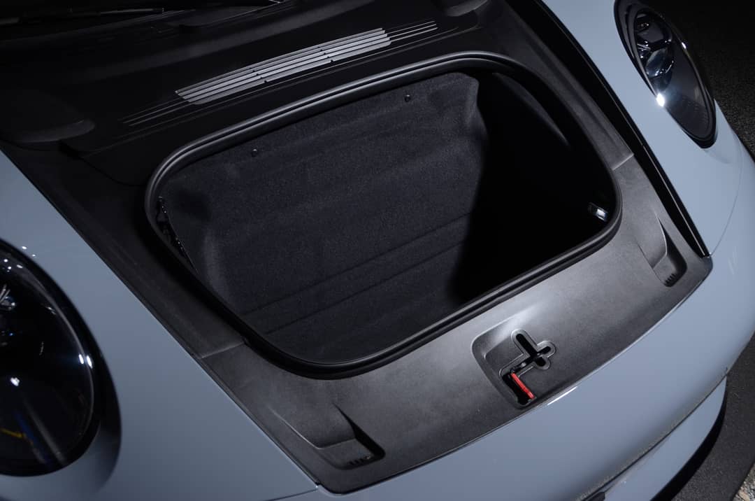 2024 Porsche 911 Targa 4 GTS — photo 13
