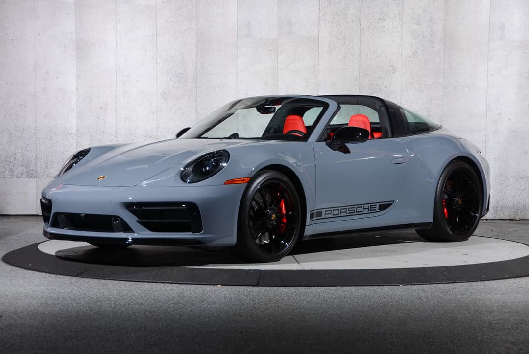 2024 Porsche 911 Targa 4 GTS — photo 14