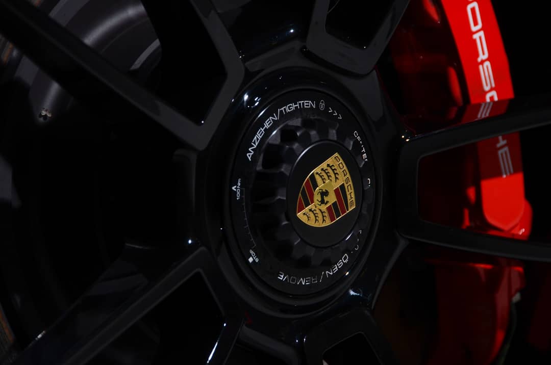 2024 Porsche 911 Targa 4 GTS — photo 16