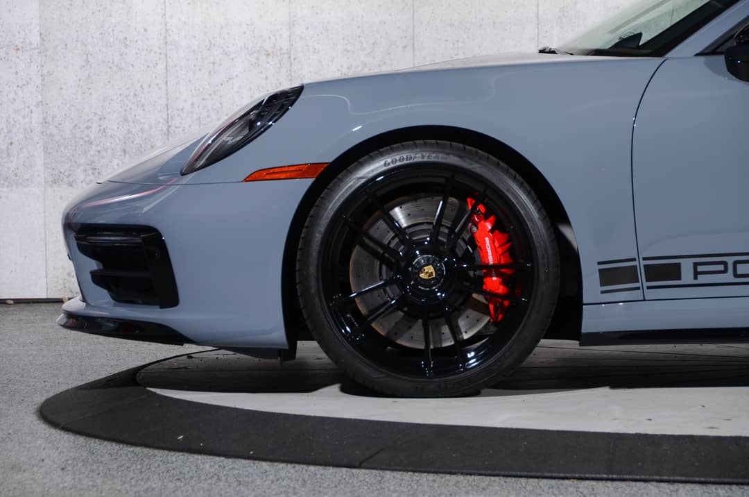 2024 Porsche 911 Targa 4 GTS — photo 20