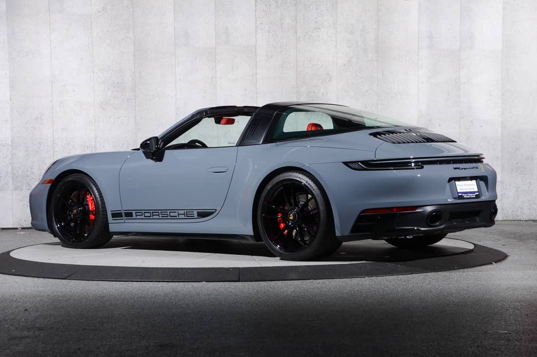 2024 Porsche 911 Targa 4 GTS — photo 25