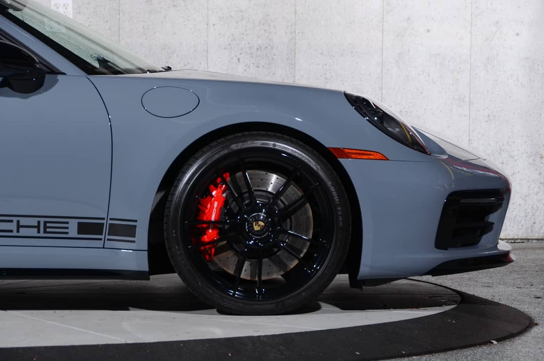 2024 Porsche 911 Targa 4 GTS — photo 4