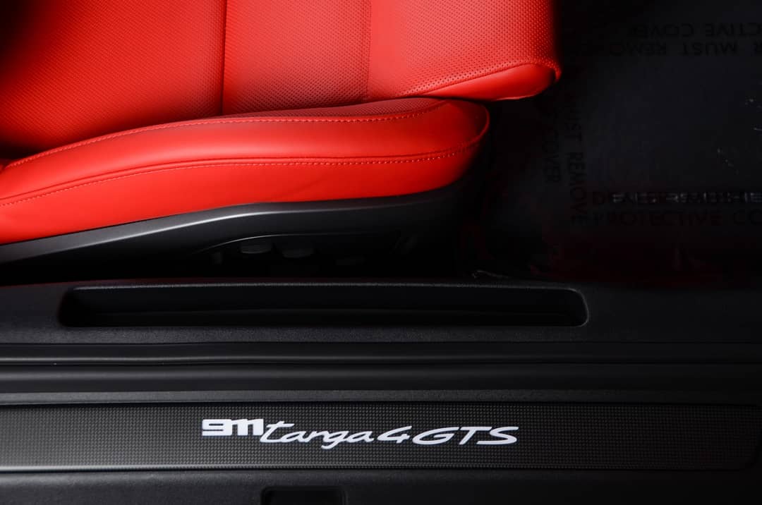 2024 Porsche 911 Targa 4 GTS — photo 36