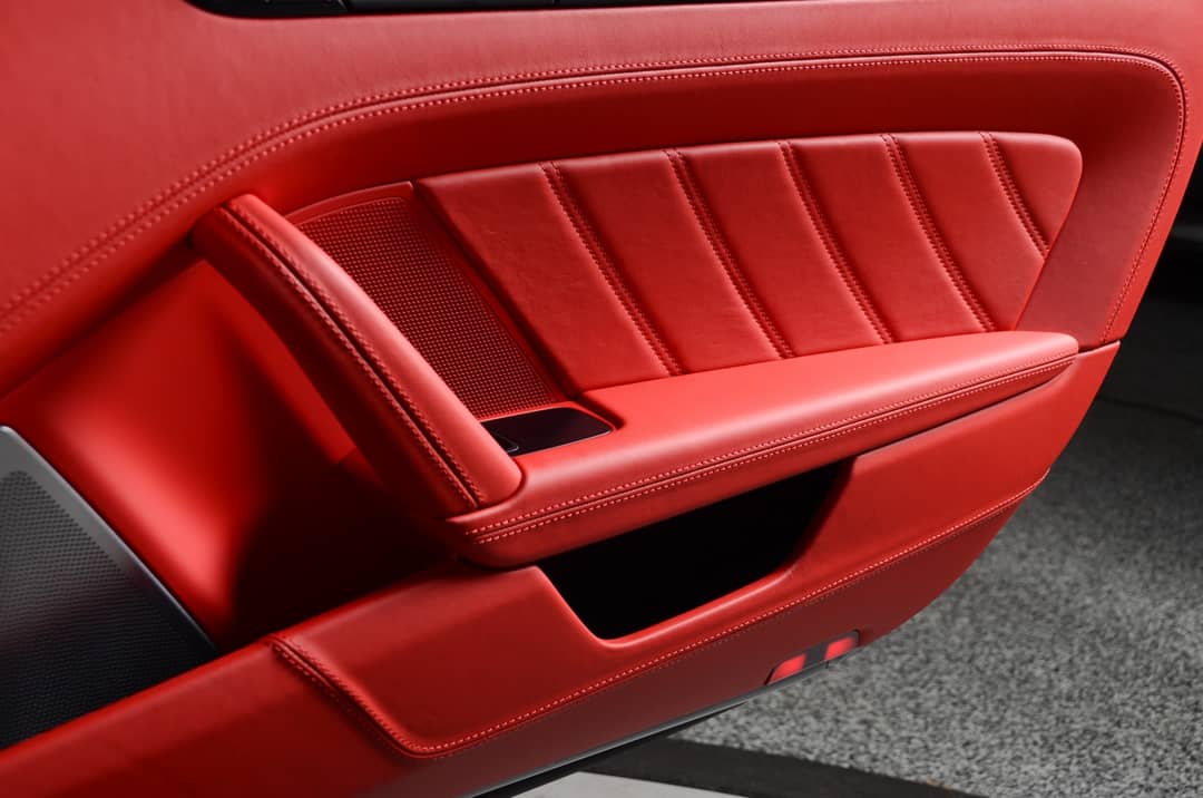 2024 Porsche 911 Targa 4 GTS — photo 40