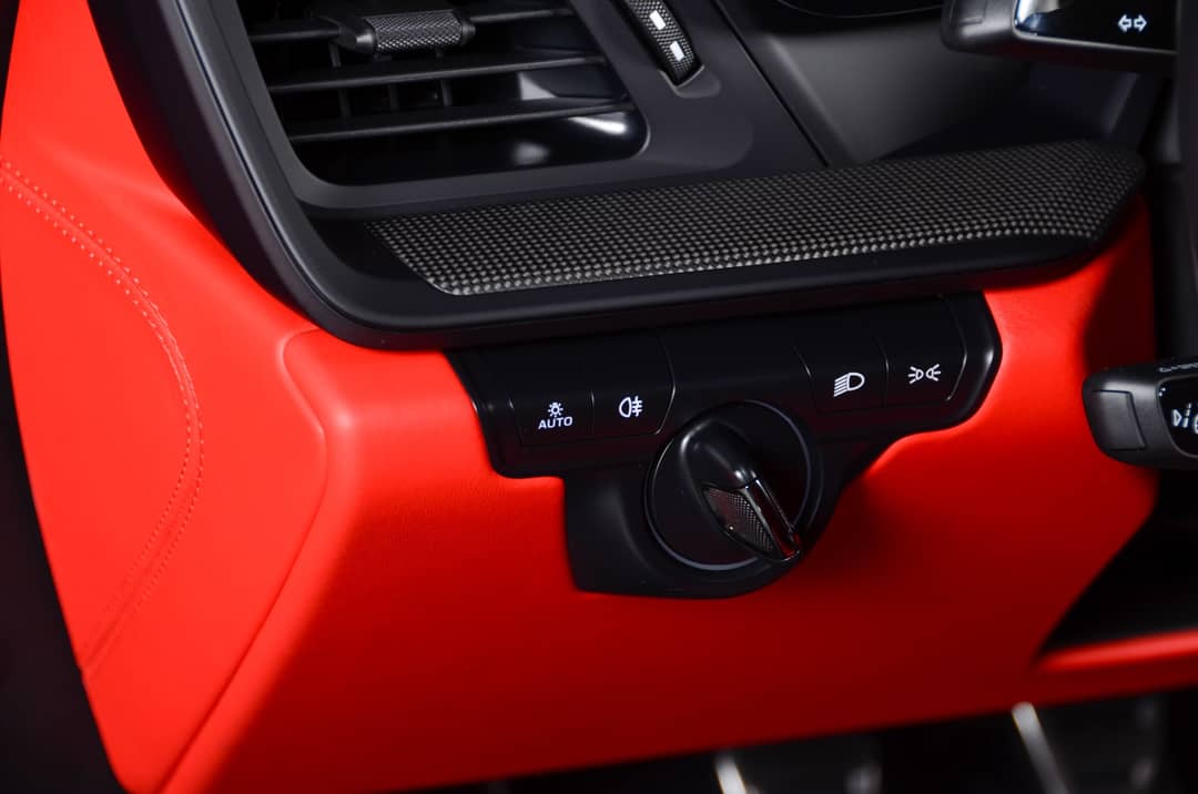2024 Porsche 911 Targa 4 GTS — photo 49