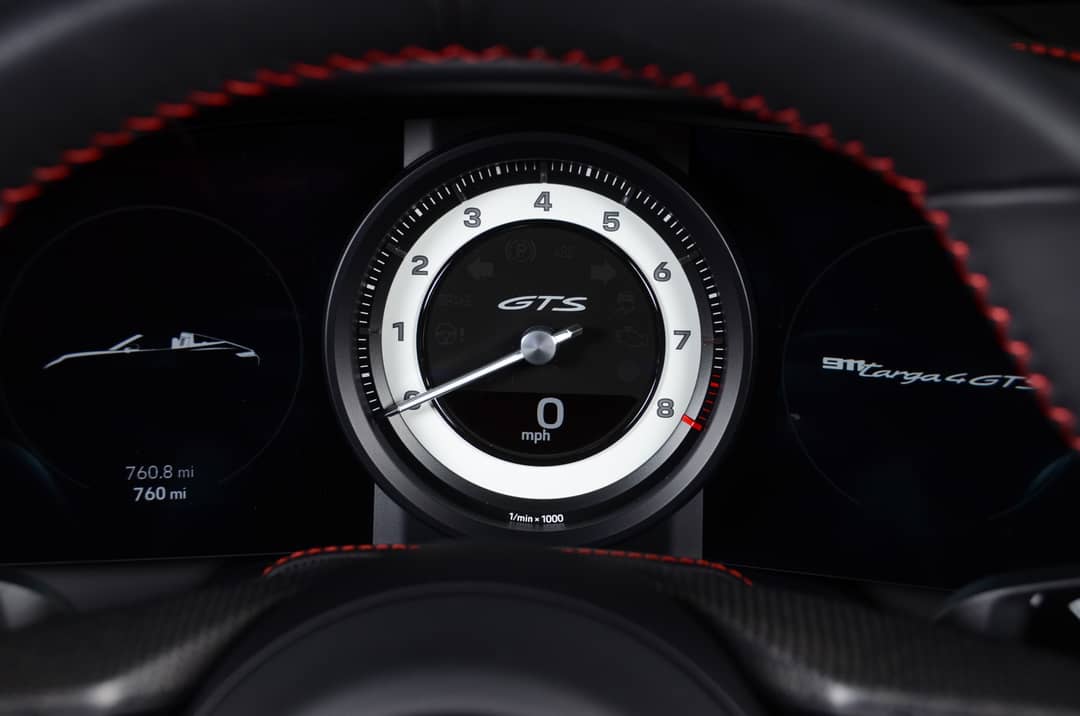 2024 Porsche 911 Targa 4 GTS — photo 53