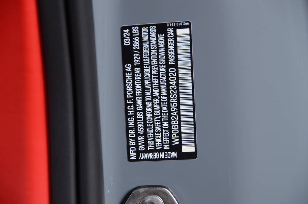 2024 Porsche 911 Targa 4 GTS — photo 58