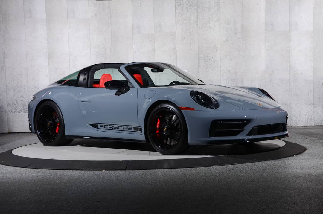 2024 Porsche 911 Targa 4 GTS — photo 8
