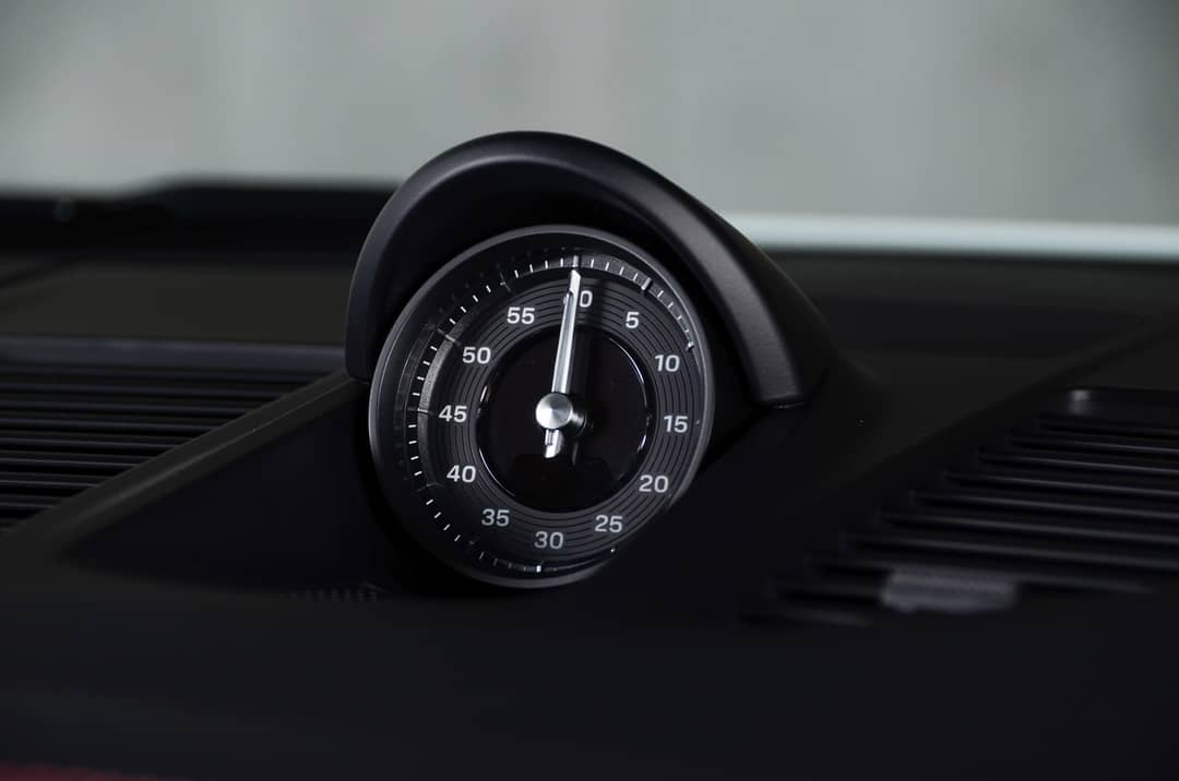 2024 Porsche 911 Targa 4 GTS — photo 40
