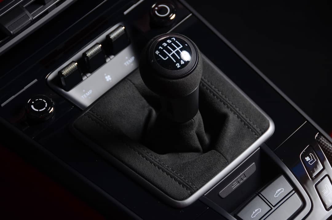 2024 Porsche 911 Targa 4 GTS — photo 44