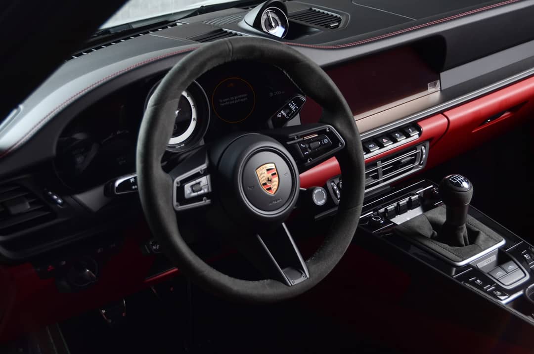 2024 Porsche 911 Targa 4 GTS — photo 46
