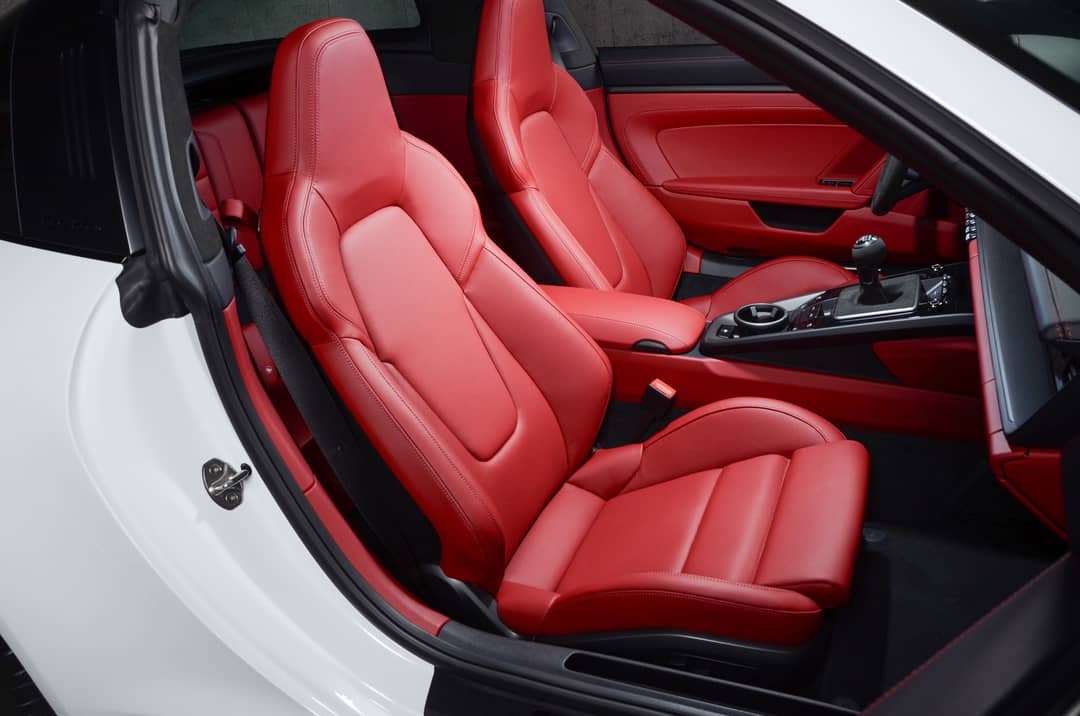 2024 Porsche 911 Targa 4 GTS — photo 56