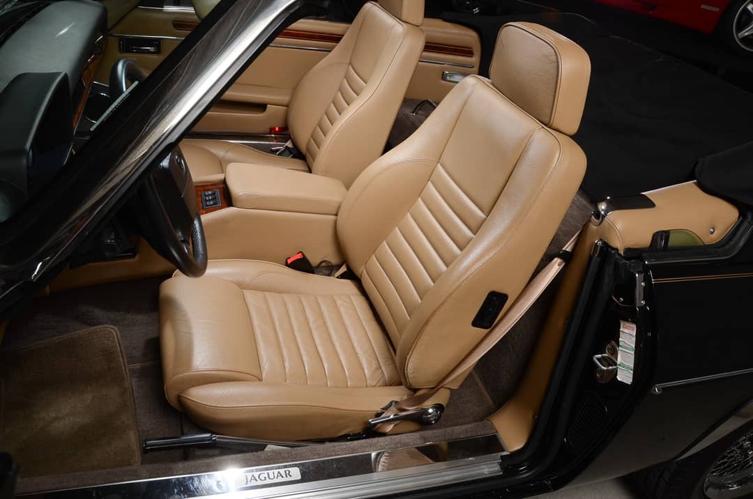1990 Jaguar XJ-Series XJS — photo 36