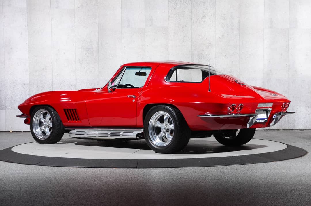 1967 Chevrolet Corvette — photo 19