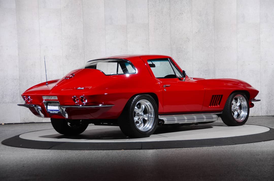 1967 Chevrolet Corvette — photo 27