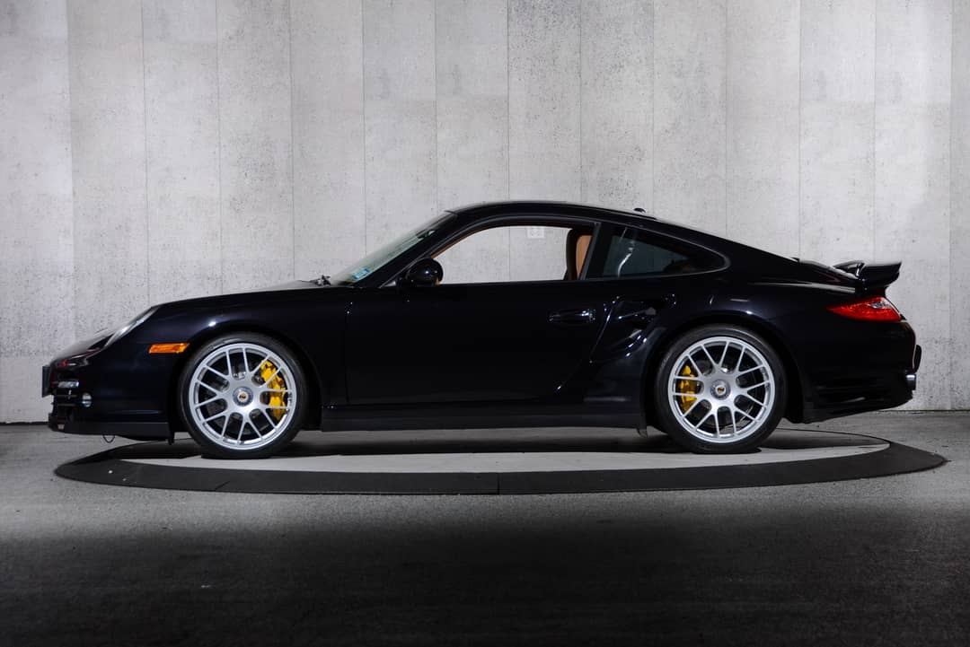 2011 Porsche 911 Turbo S — photo 12