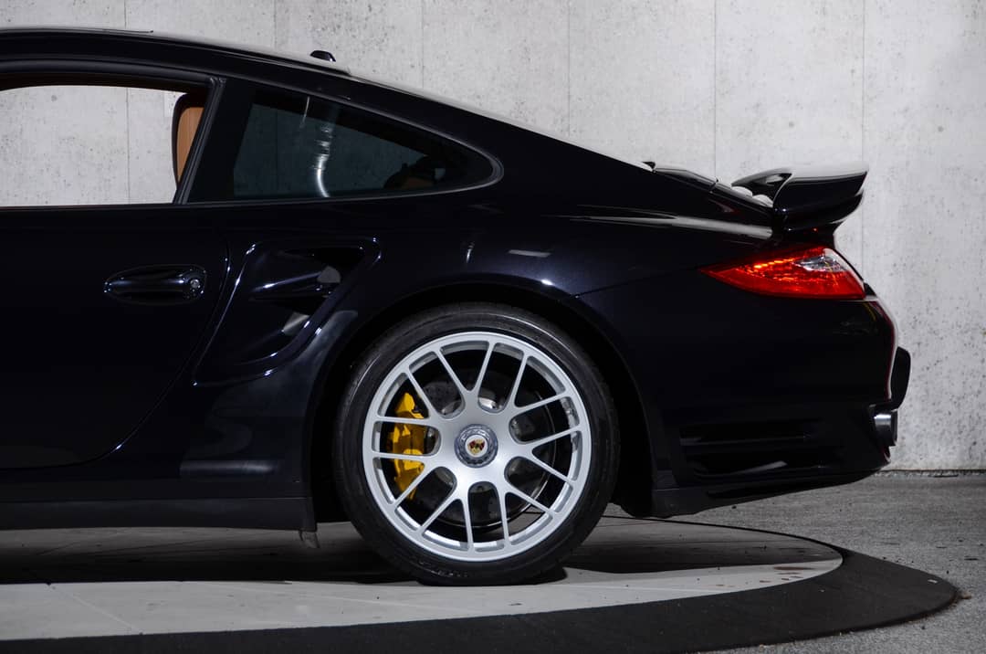 2011 Porsche 911 Turbo S — photo 13
