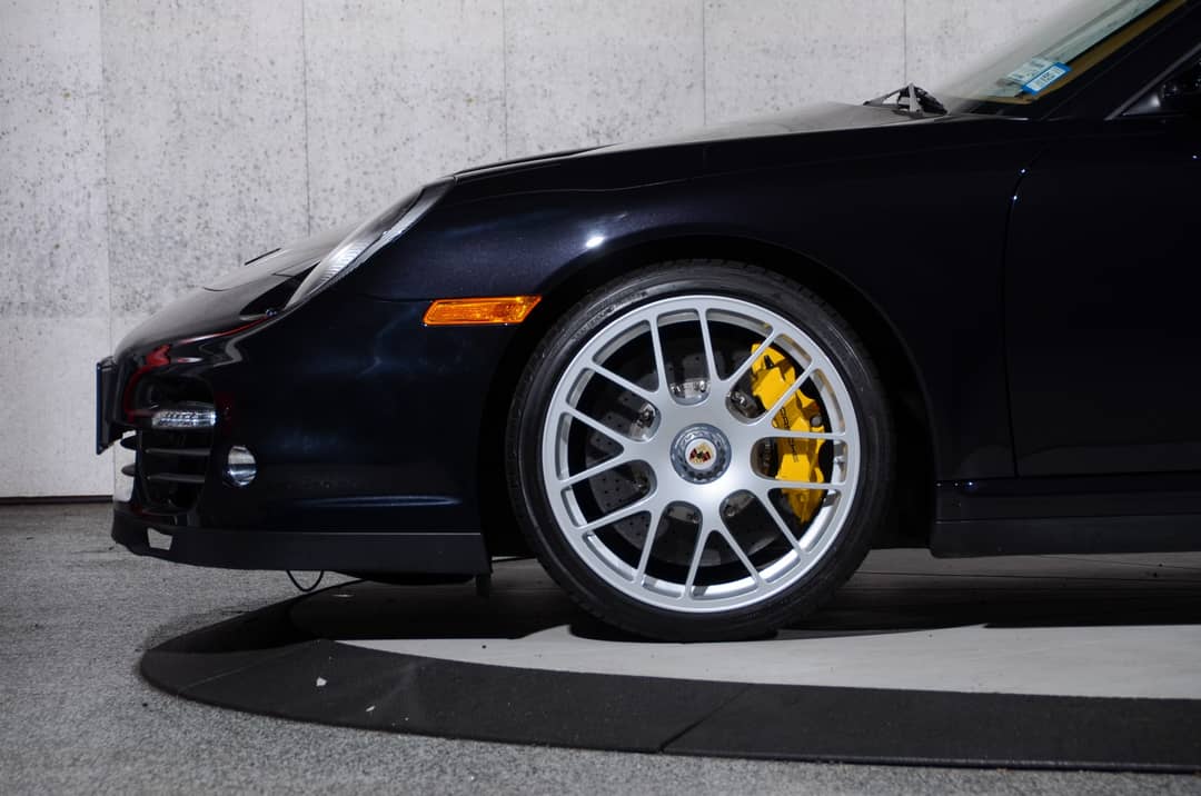 2011 Porsche 911 Turbo S — photo 14