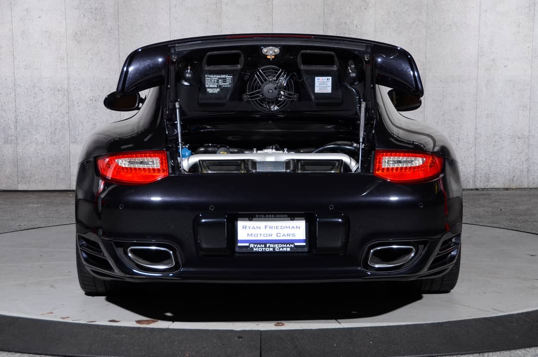 2011 Porsche 911 Turbo S — photo 21