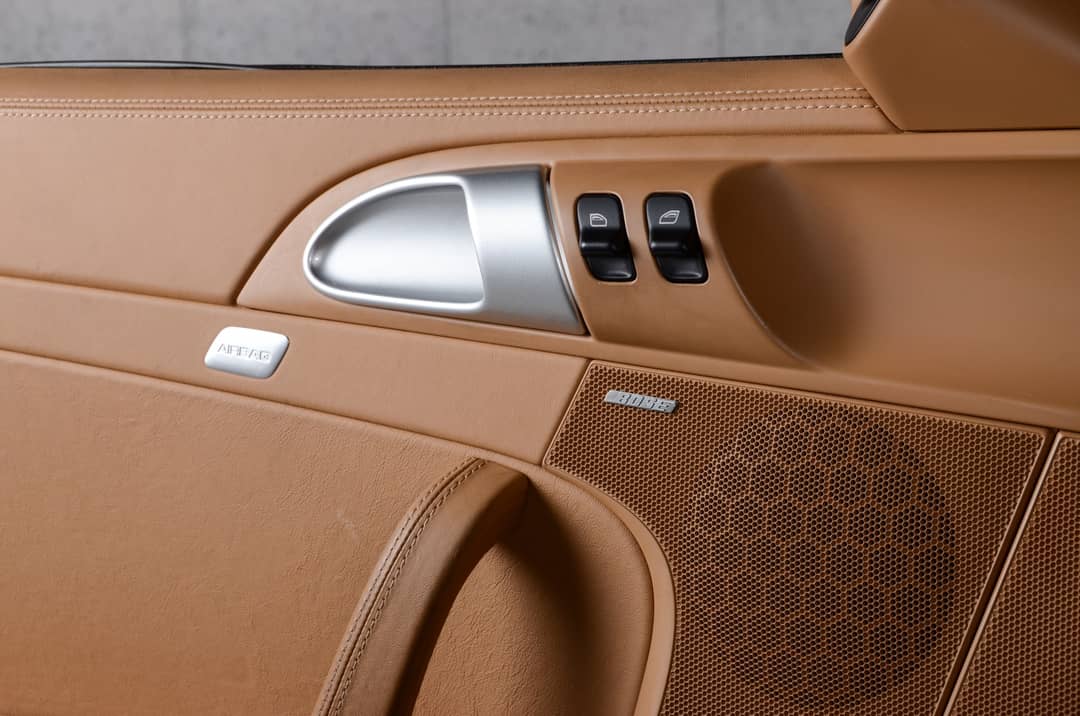 2011 Porsche 911 Turbo S — photo 30