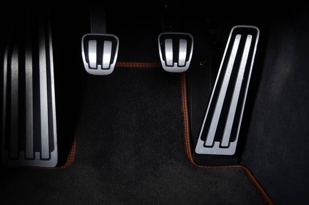 2024 Porsche 911 GT3 Touring — photo 37