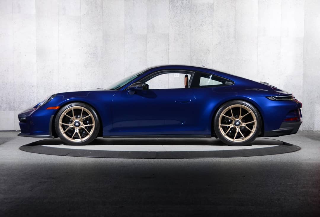2024 Porsche 911 GT3 Touring — photo 9