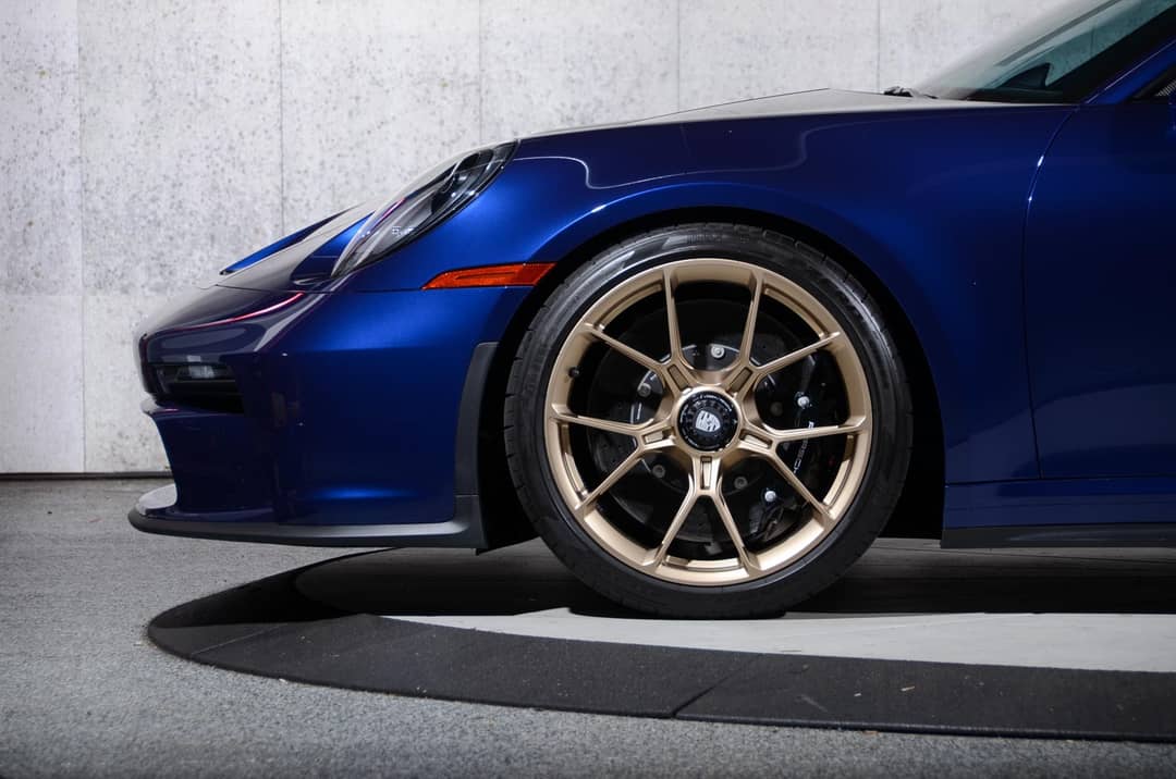 2024 Porsche 911 GT3 Touring — photo 10