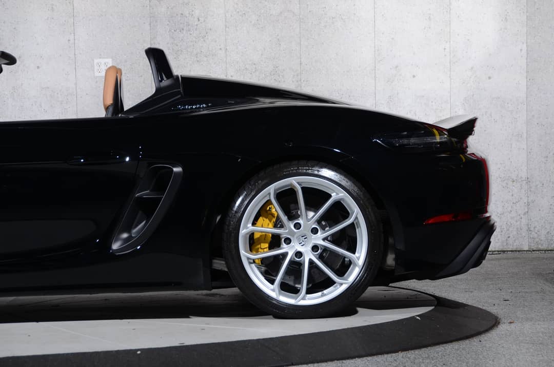 2021 Porsche 718 Boxster Spyder — photo 24