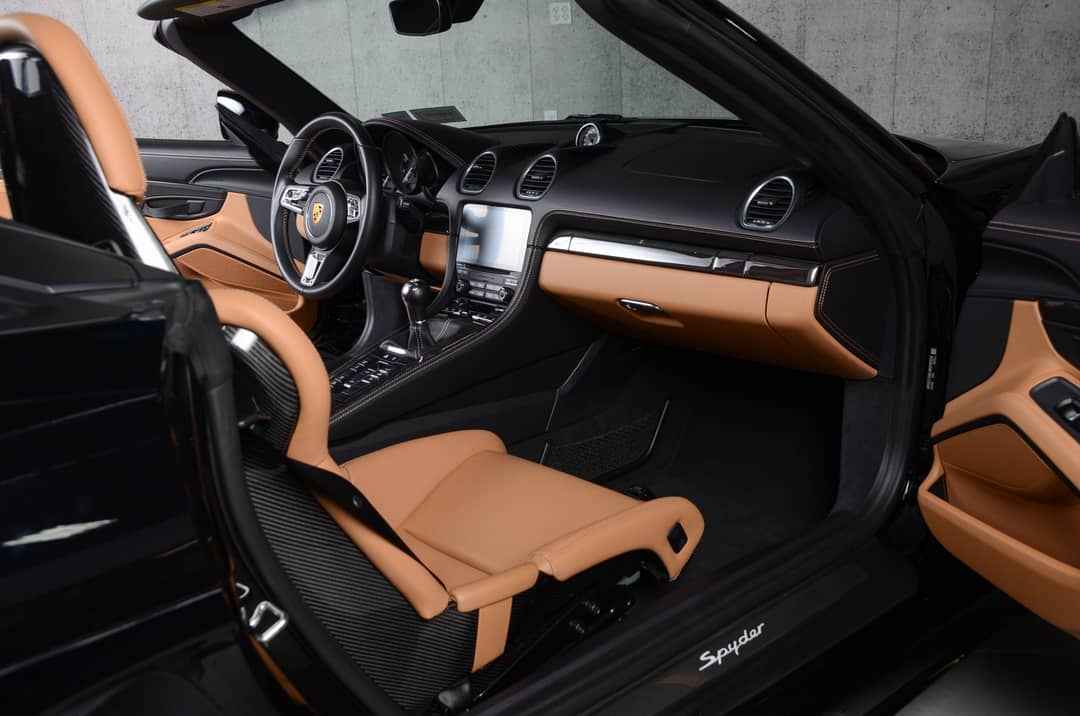 2021 Porsche 718 Boxster Spyder — photo 35