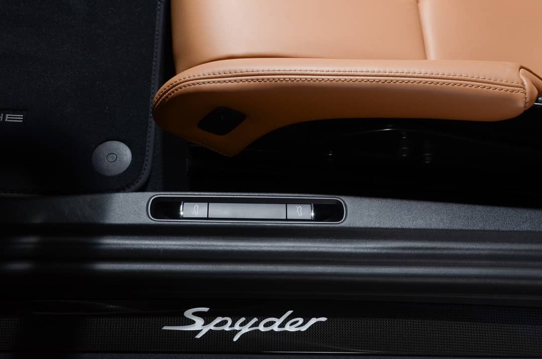 2021 Porsche 718 Boxster Spyder — photo 58