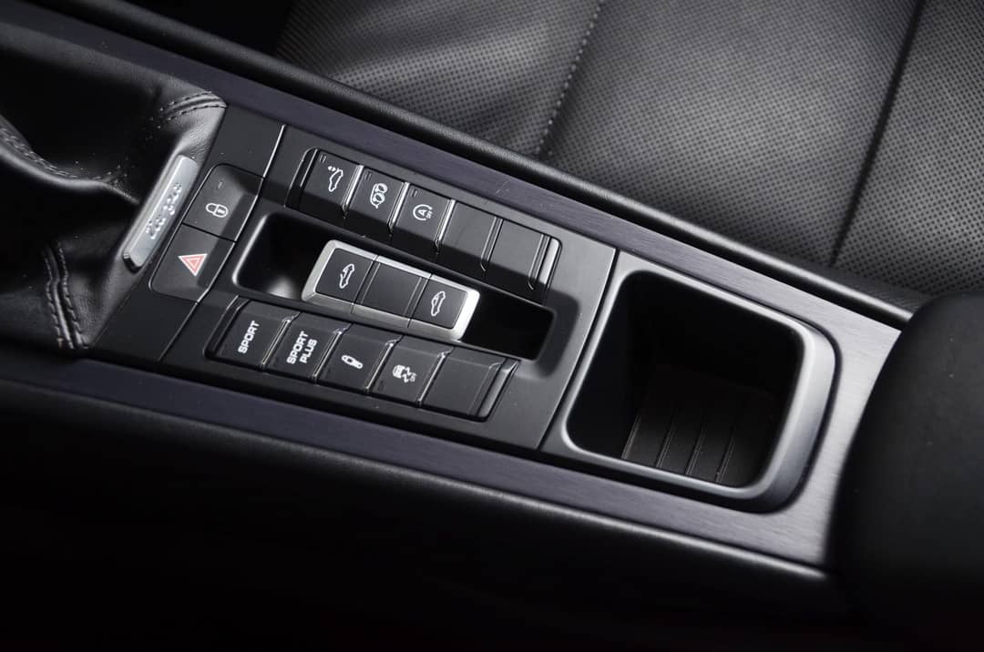 2016 Porsche 911 Targa 4 GTS — photo 34
