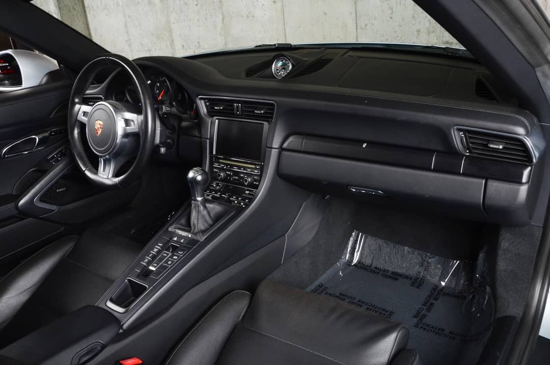 2016 Porsche 911 Targa 4 GTS — photo 44